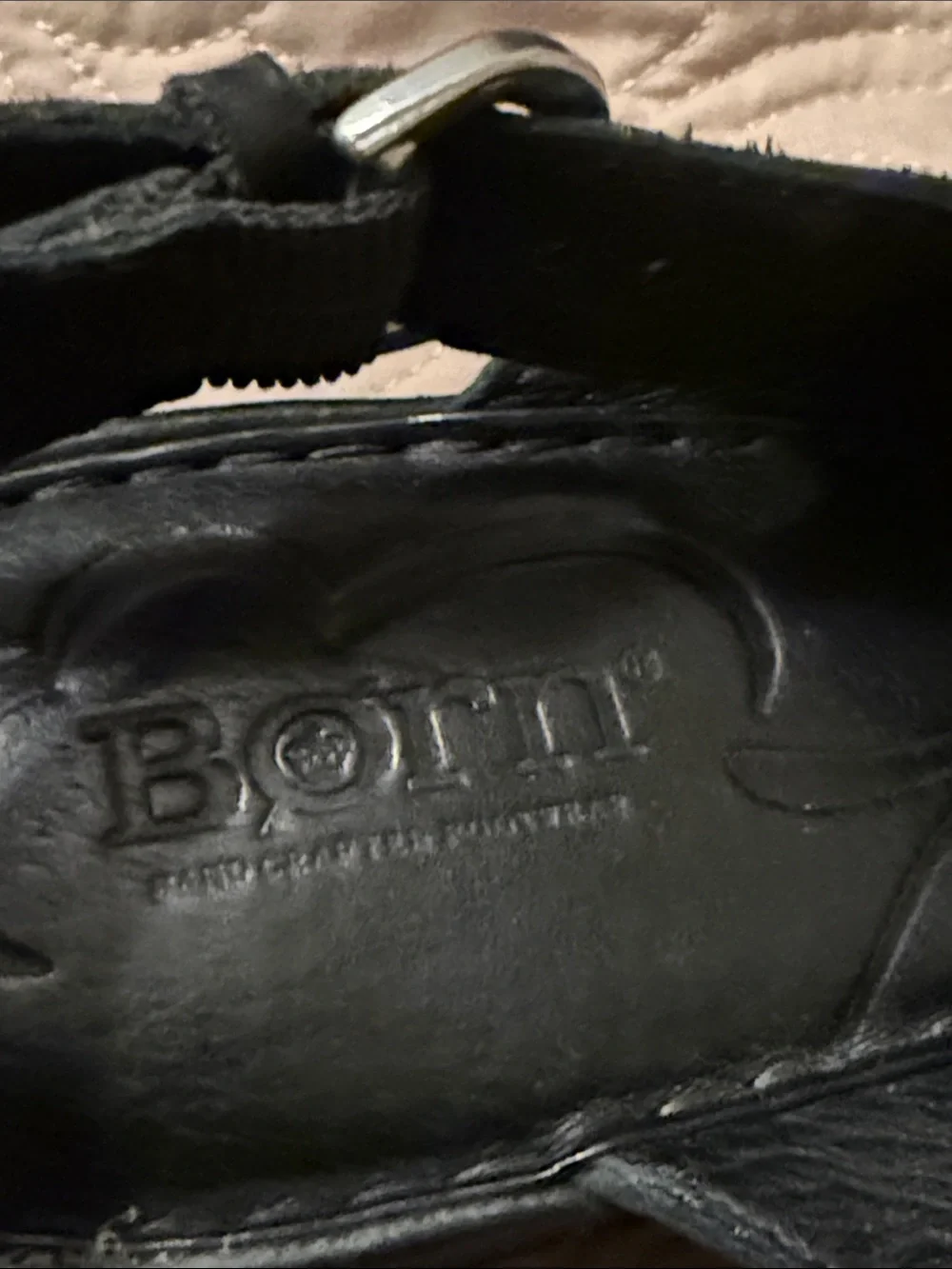 BÓRN Black Leather Wedge Sandals (7)